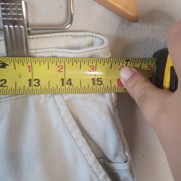 Chino by Anthropologie Women's Size 28 Flat Front Relaxed Cropped Mid Rise Khaki - Picture 6 of 8
